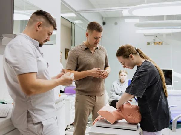 Відпрацювання невідкладних станів у стоматологічній практиці